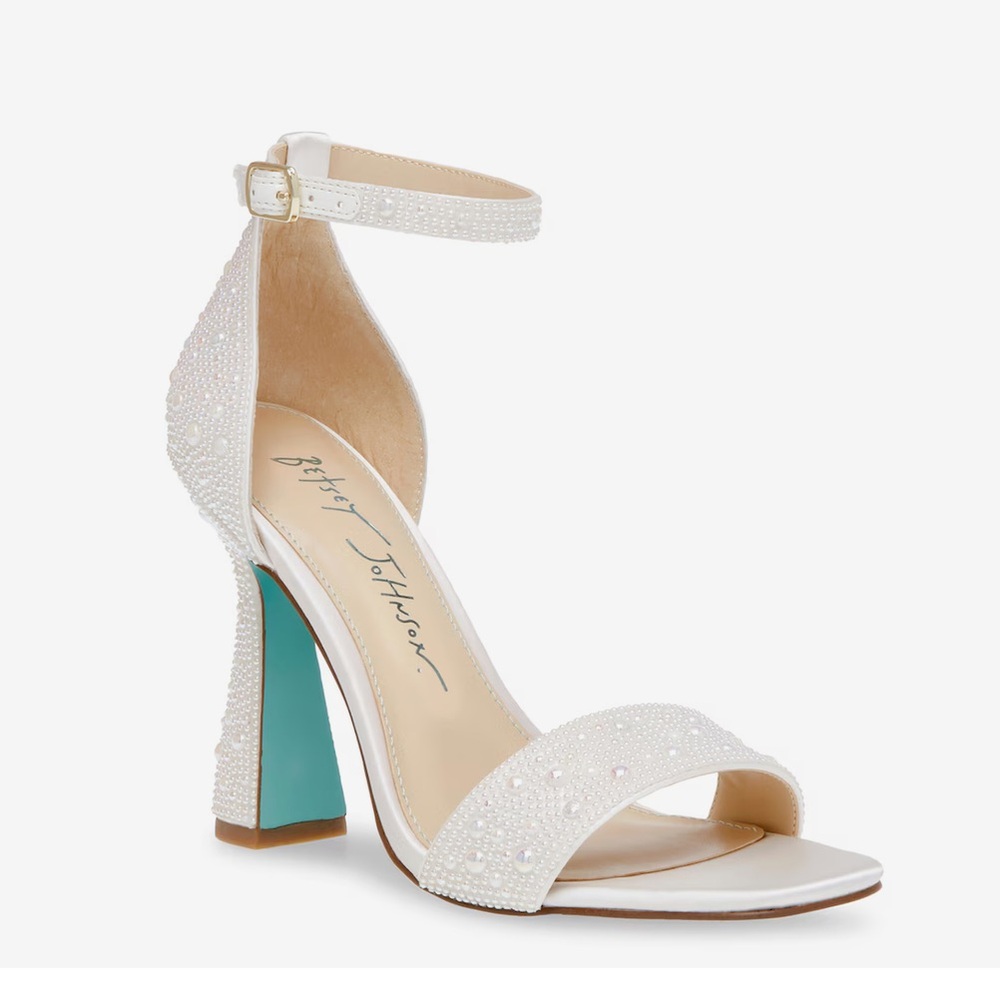 Betsey Johnson Dani Sandal